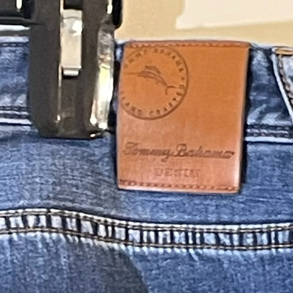 Tommy‎ Bahama Men’s Belize Authentic denim blue Jeans 40 X 32
